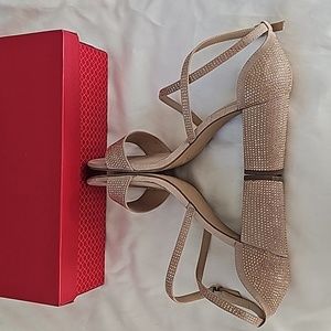 Rhinestone blinged out beautiful chunky heels!